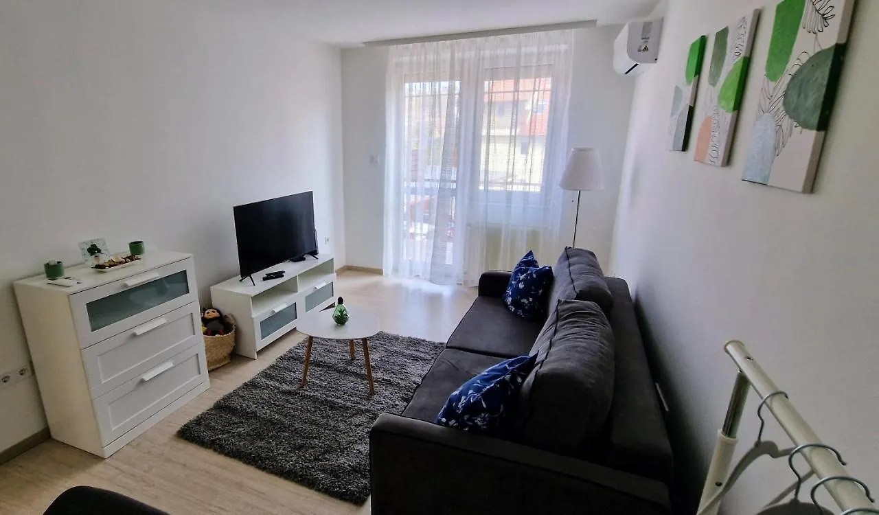Cili Apartman Eger Apartment