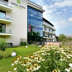 Imola Platan Отель