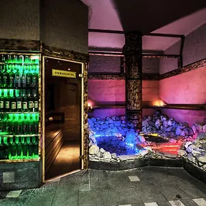 Hotel Korona Wellness, Rendezveny Es Borszalloda, Eger