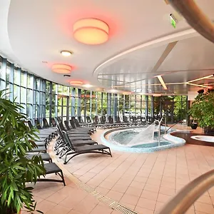4* Hotel & Park